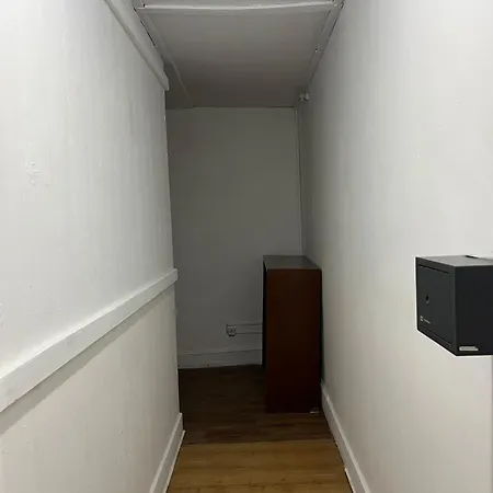 Albergue Casa Augusta 2 *