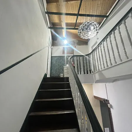Casa Augusta 2 Albergue *