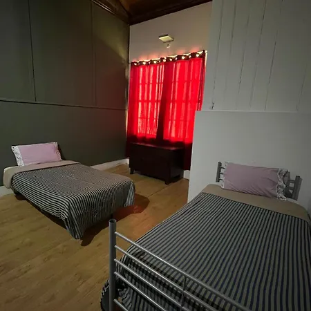 Casa Augusta 2 Albergue *